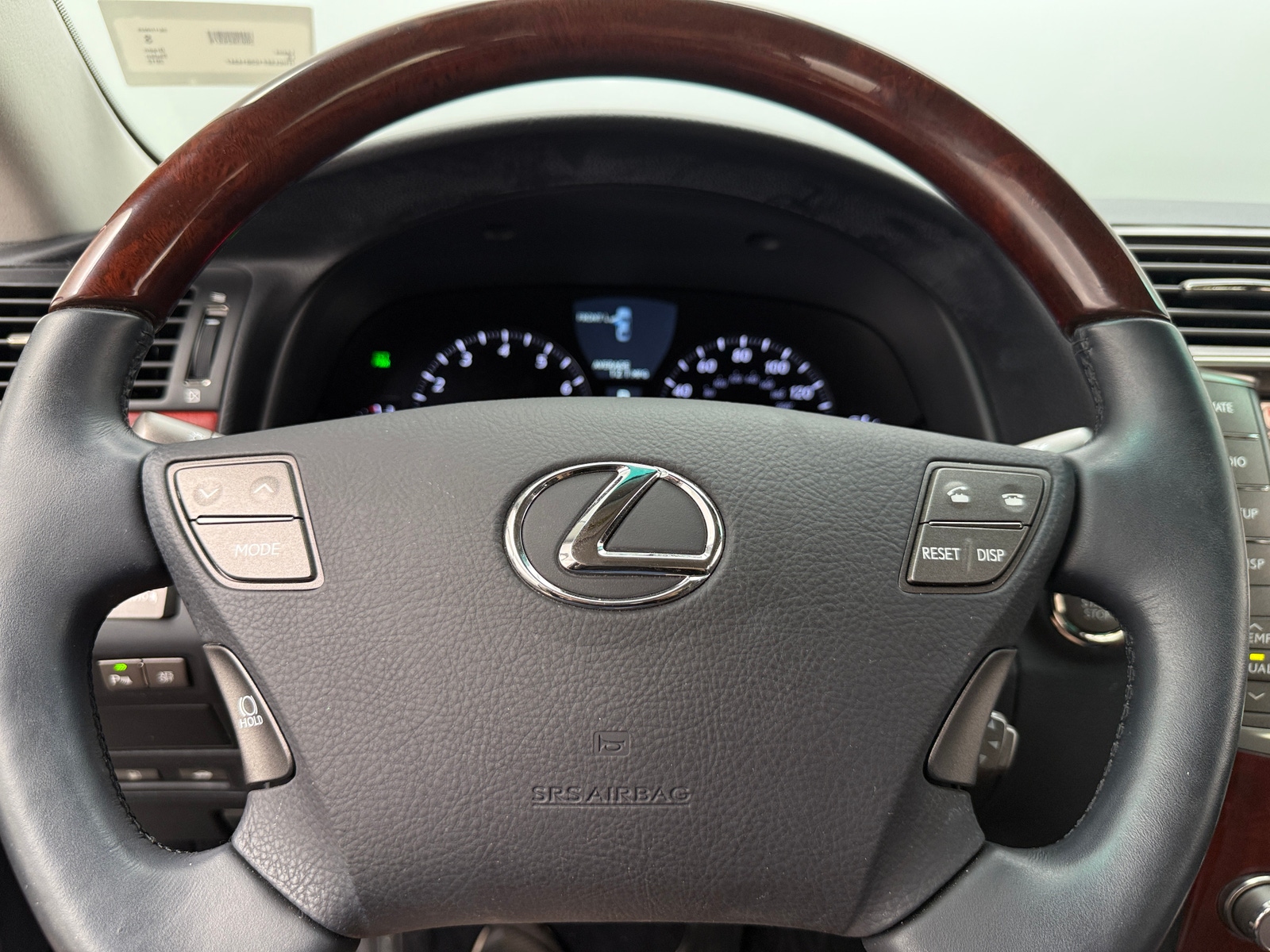 Thumbnail: 2012 Lexus LS - 4