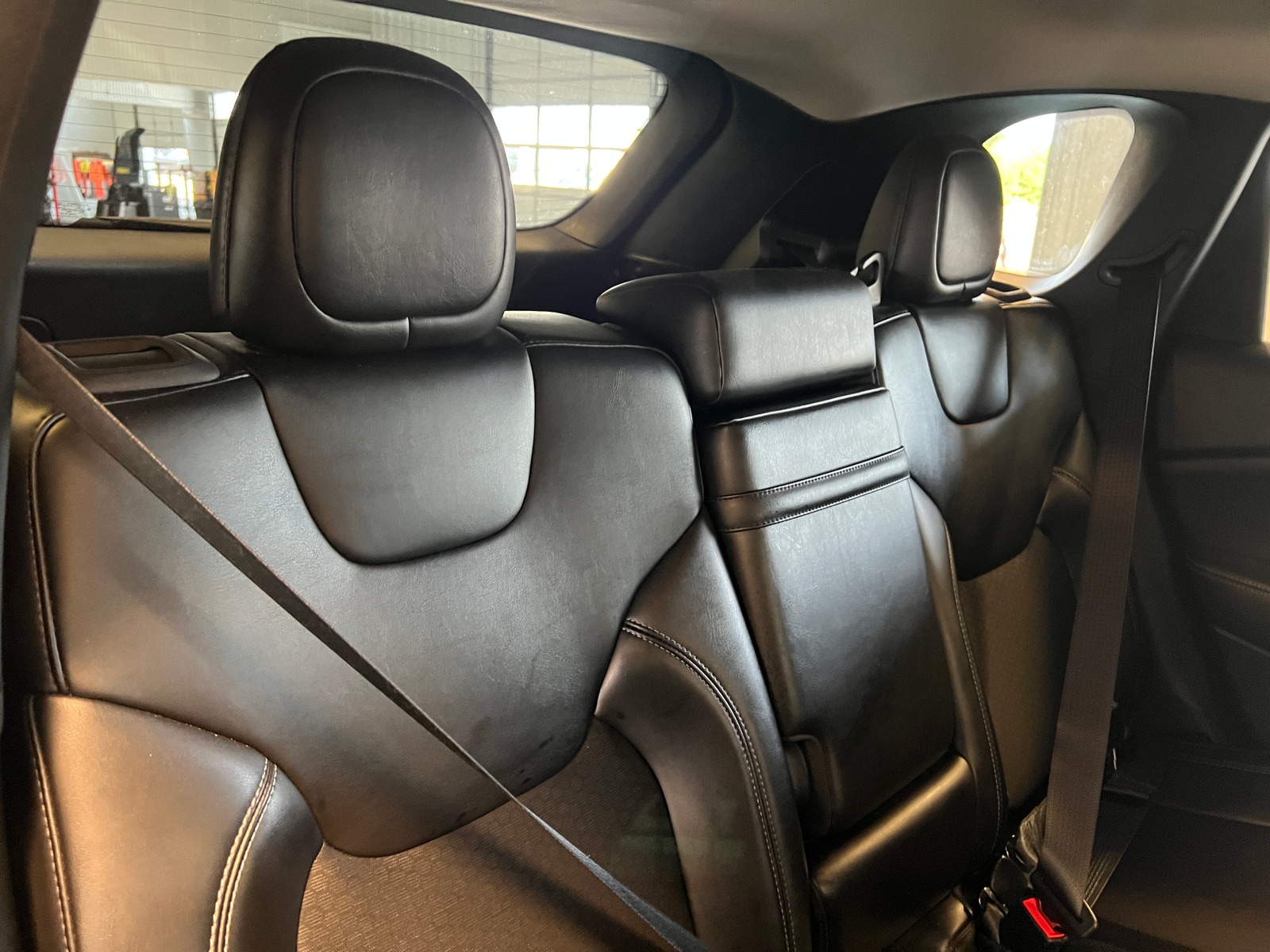 Thumbnail: 2019 Jeep Cherokee - 6
