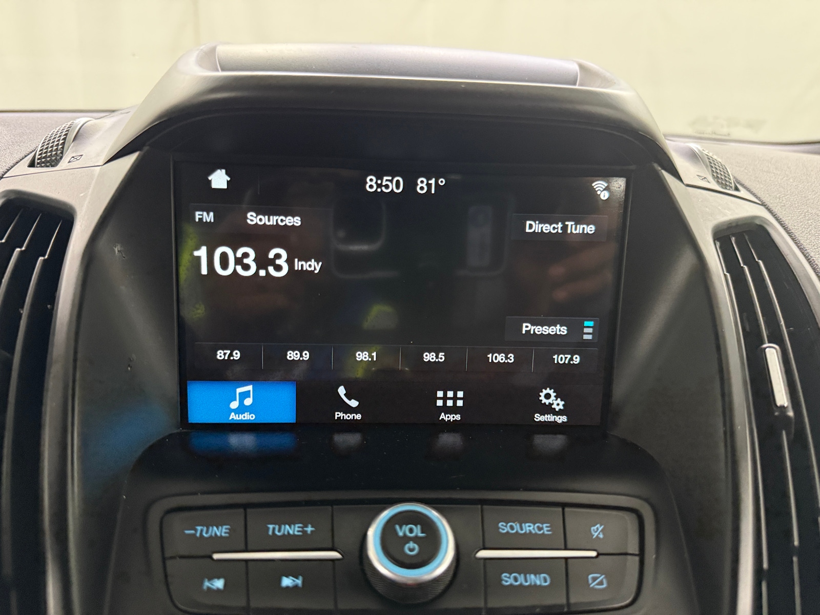 Thumbnail: 2019 Ford Escape - 3