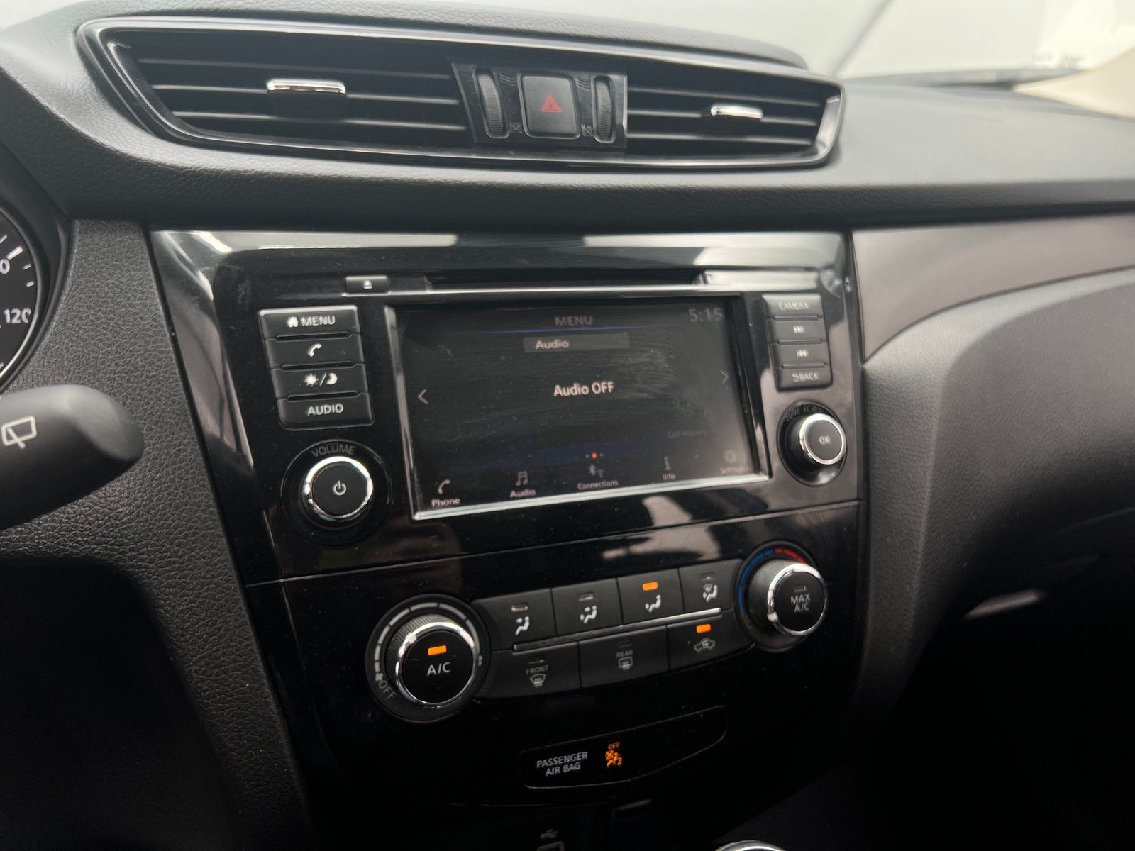 Thumbnail: 2021 Nissan Rogue Sport - 4