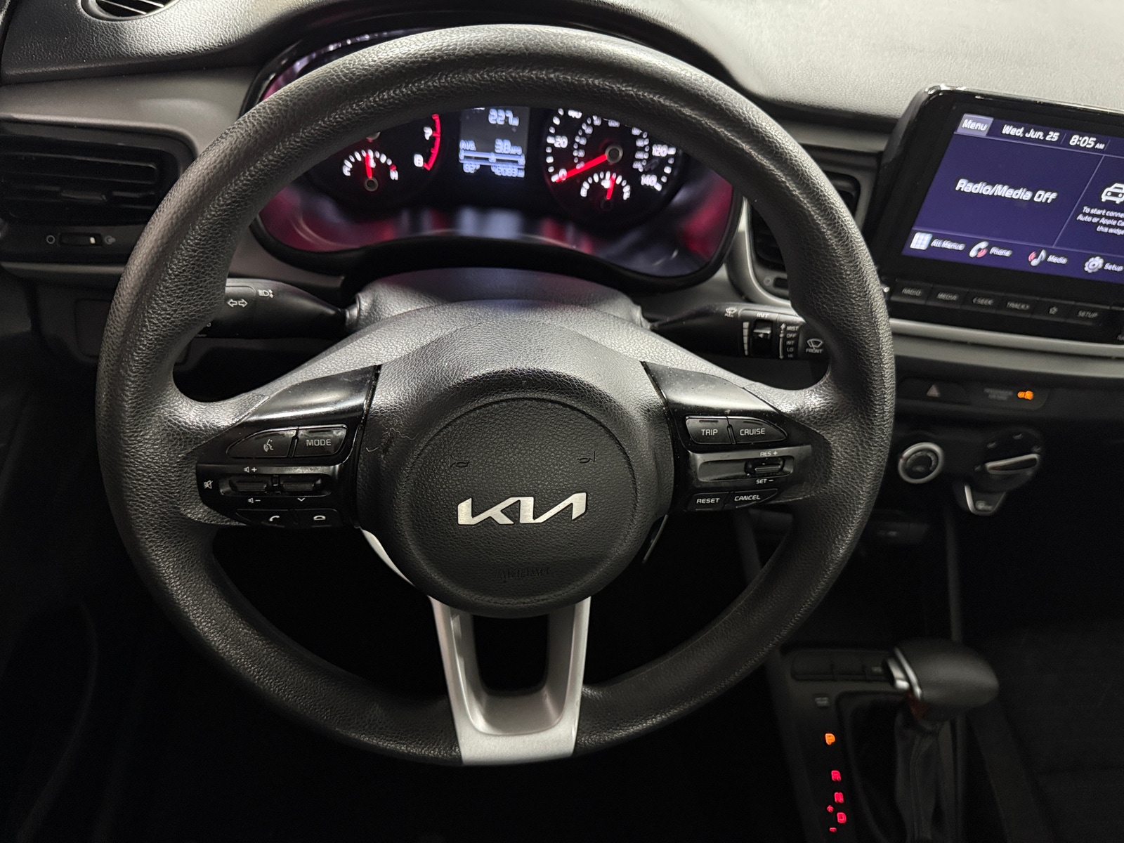 Thumbnail: 2022 Kia Rio - 5