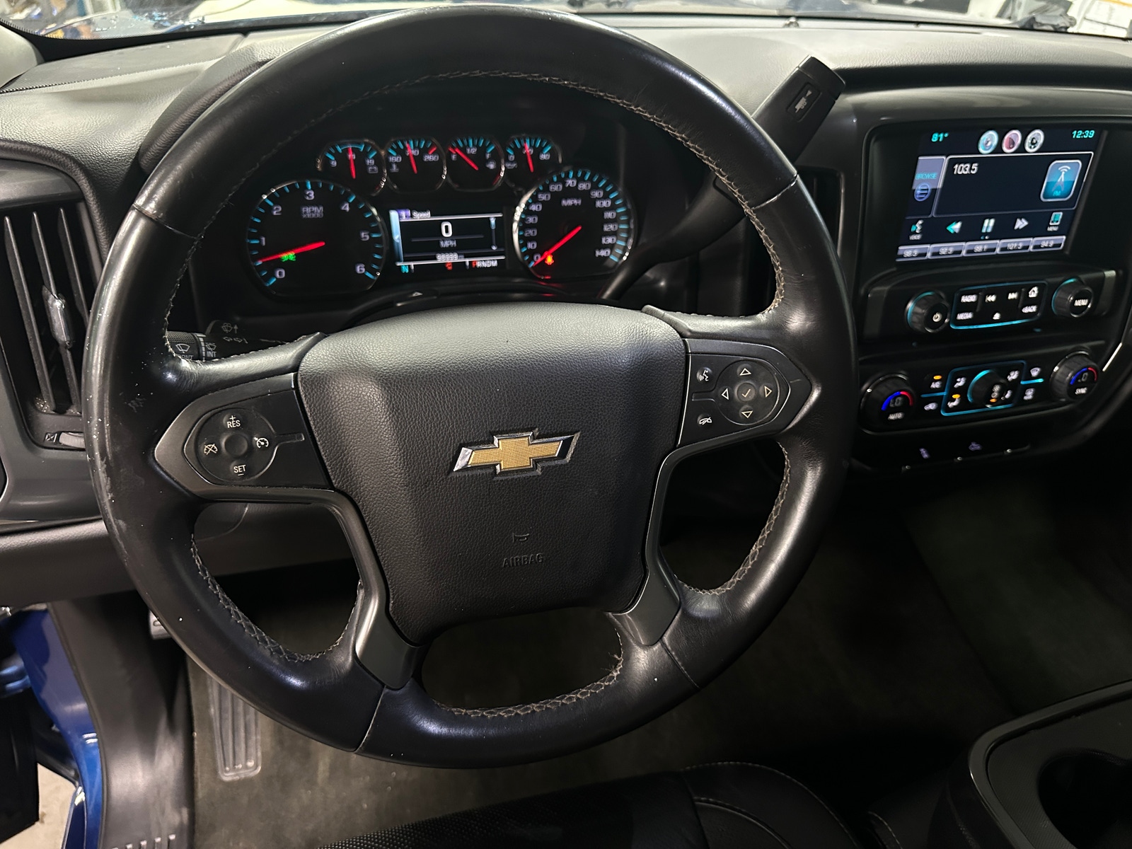 Thumbnail: 2015 Chevrolet Silverado 1500 - 5