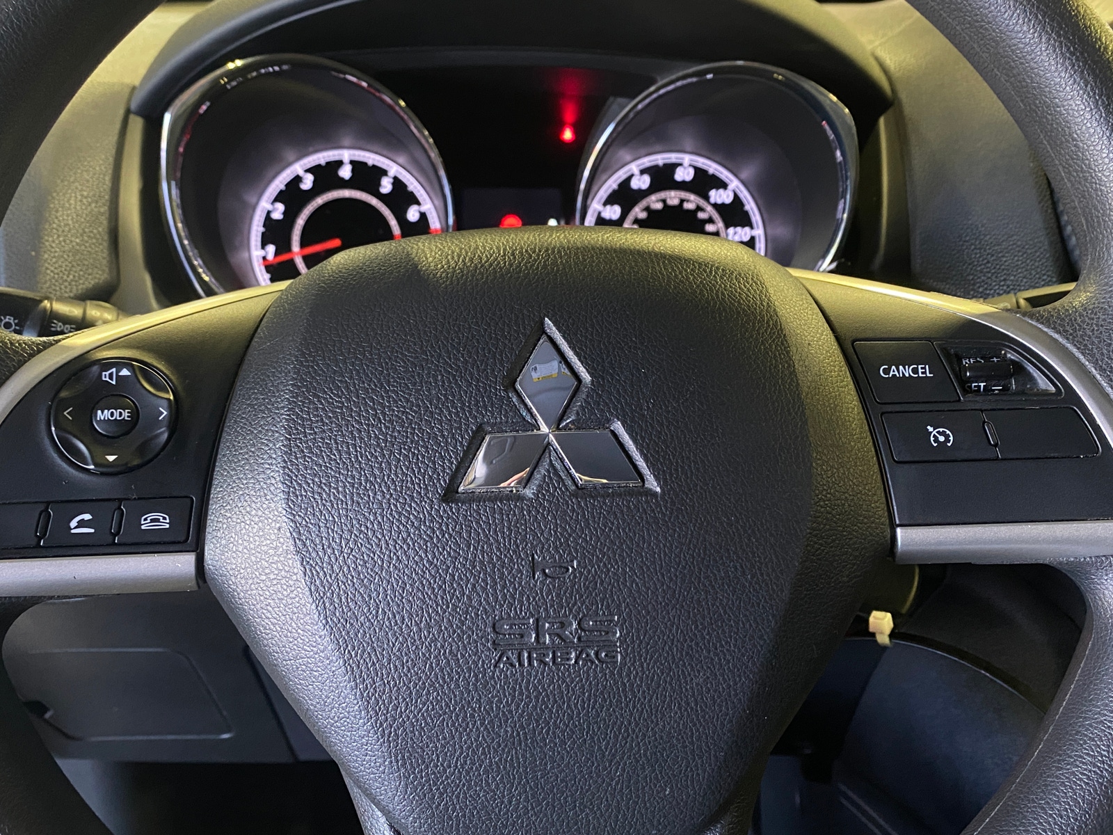 Thumbnail: 2024 Mitsubishi Outlander Sport - 5