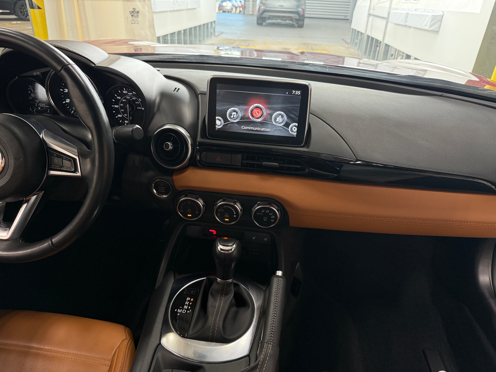 Thumbnail: 2019 Fiat 124 Spider - 2