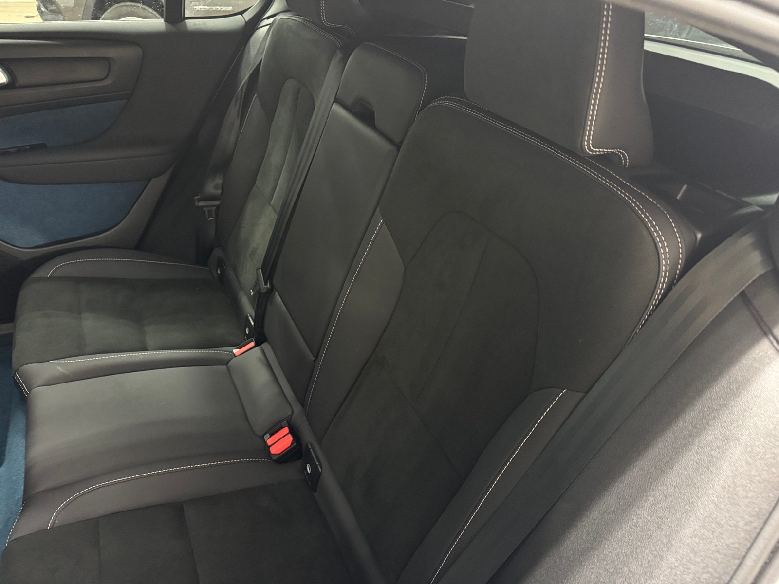Thumbnail: 2023 Volvo C40 - 5