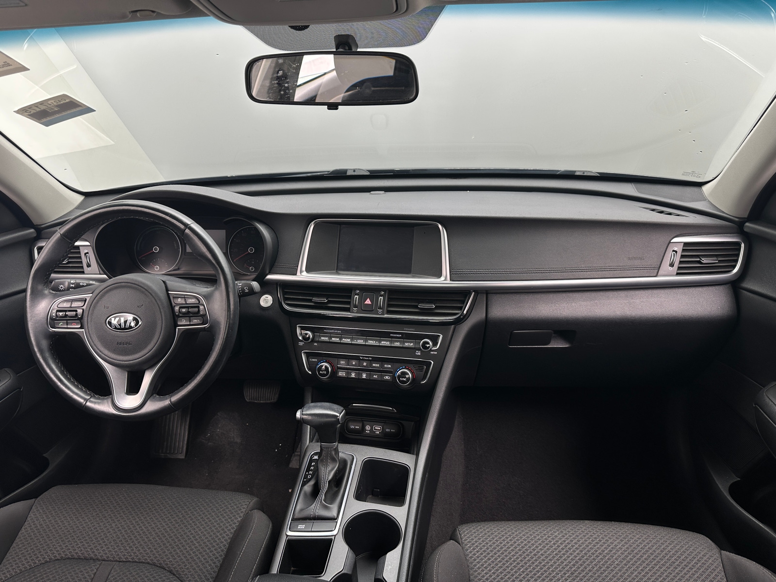 Thumbnail: 2018 Kia Optima - 3