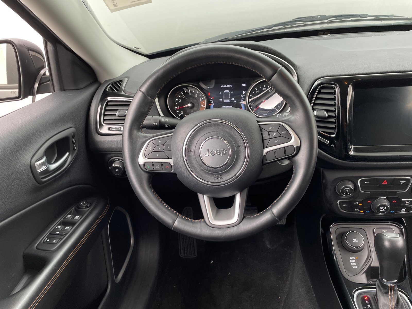 Thumbnail: 2020 Jeep Compass - 4