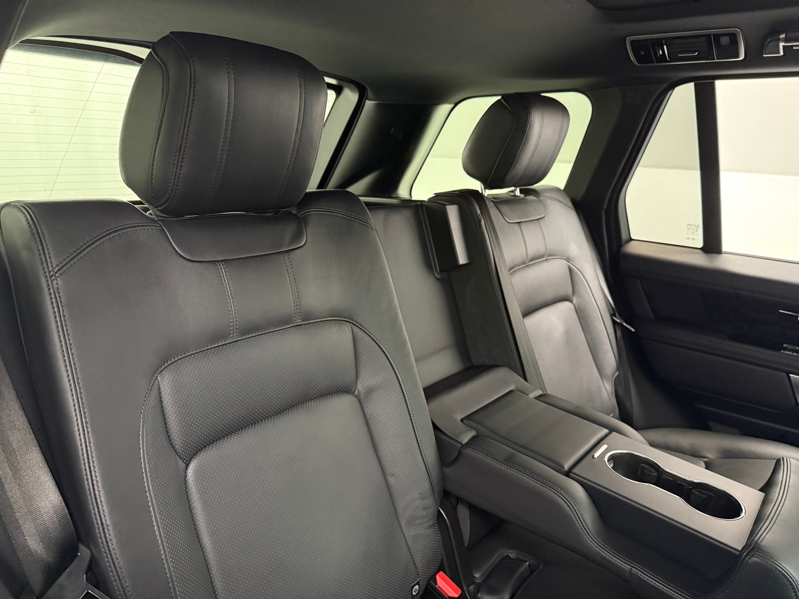 Thumbnail: 2018 Land Rover Range Rover - 5