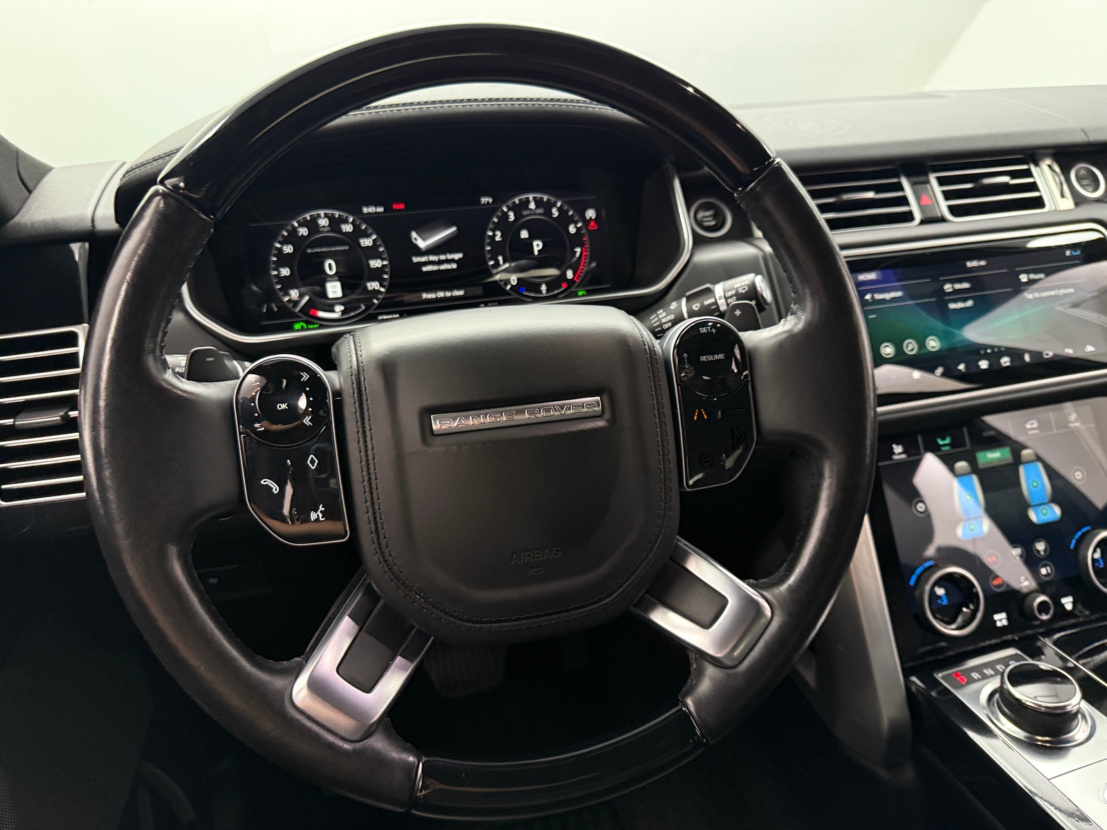 Thumbnail: 2018 Land Rover Range Rover - 4