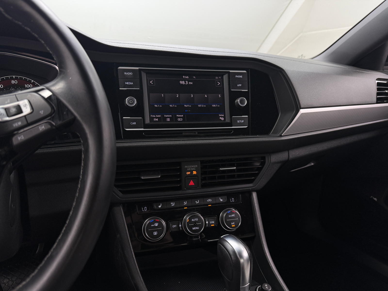 Thumbnail: 2019 Volkswagen Jetta - 3