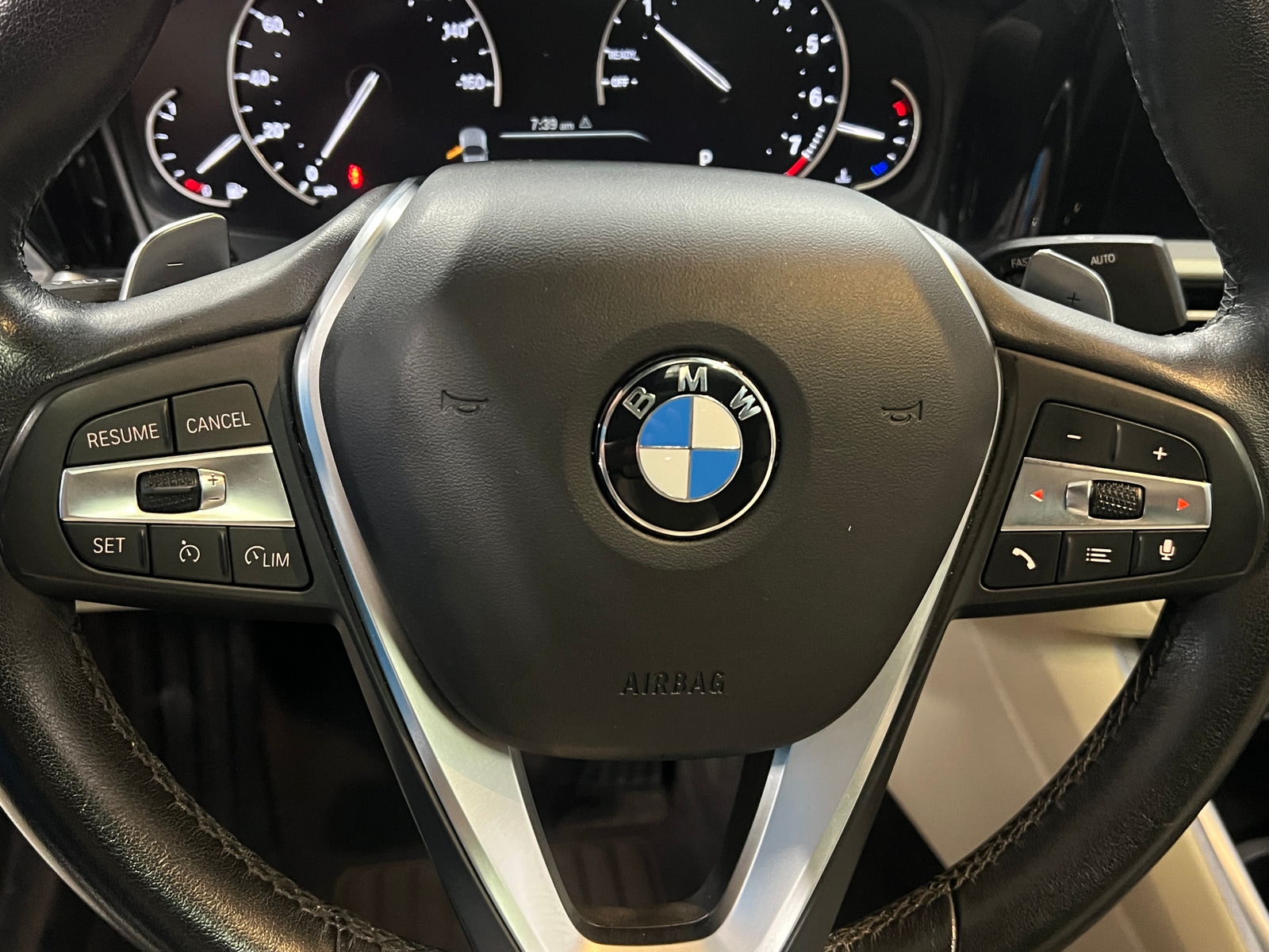 Thumbnail: 2019 BMW 3 Series - 4