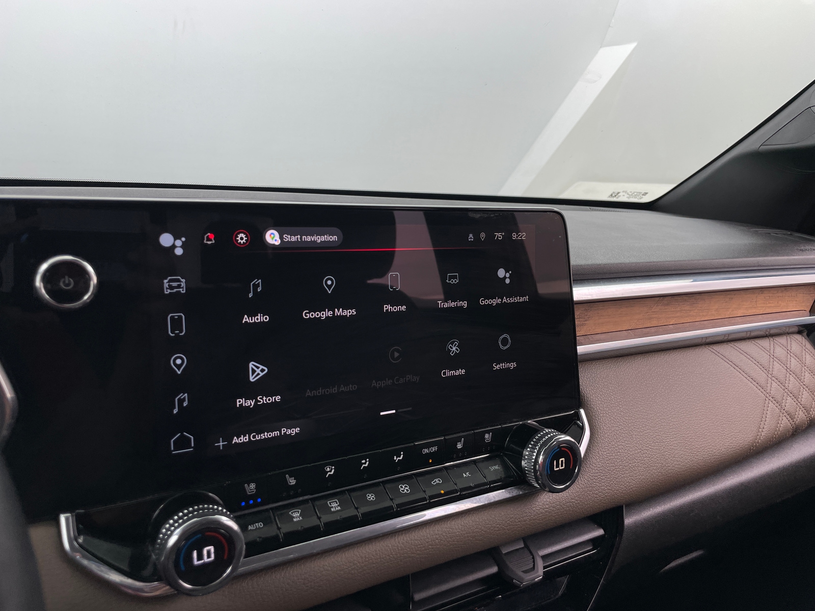 Thumbnail: 2023 GMC Canyon - 3