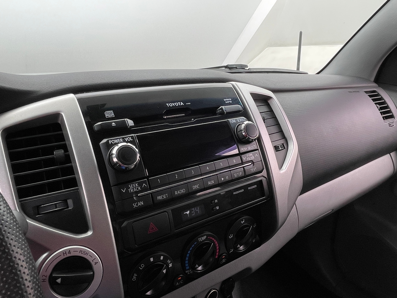 Thumbnail: 2012 Toyota Tacoma - 4