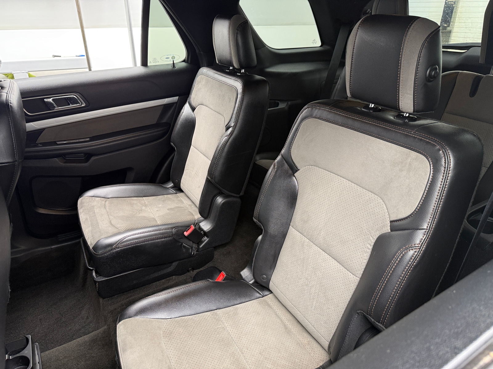 Thumbnail: 2017 Ford Explorer - 5