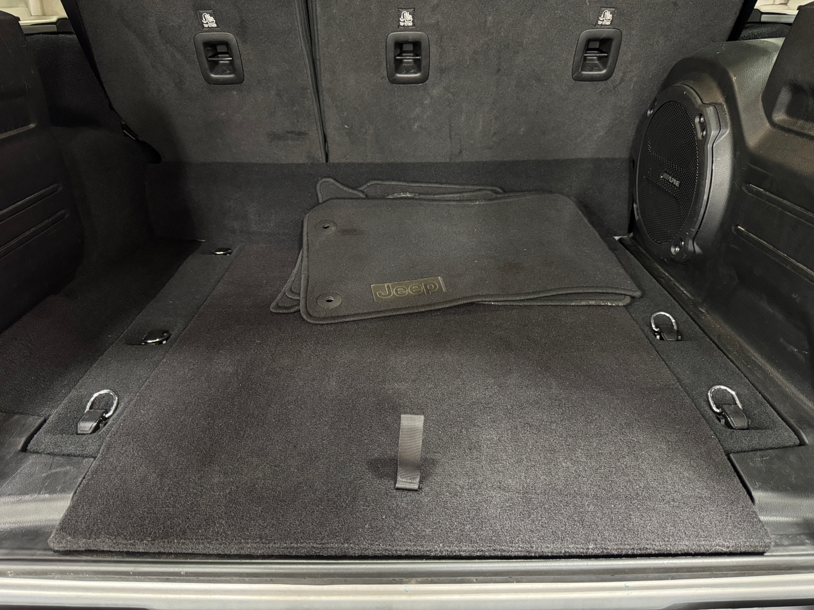 Thumbnail: 2023 Jeep Wrangler - 6