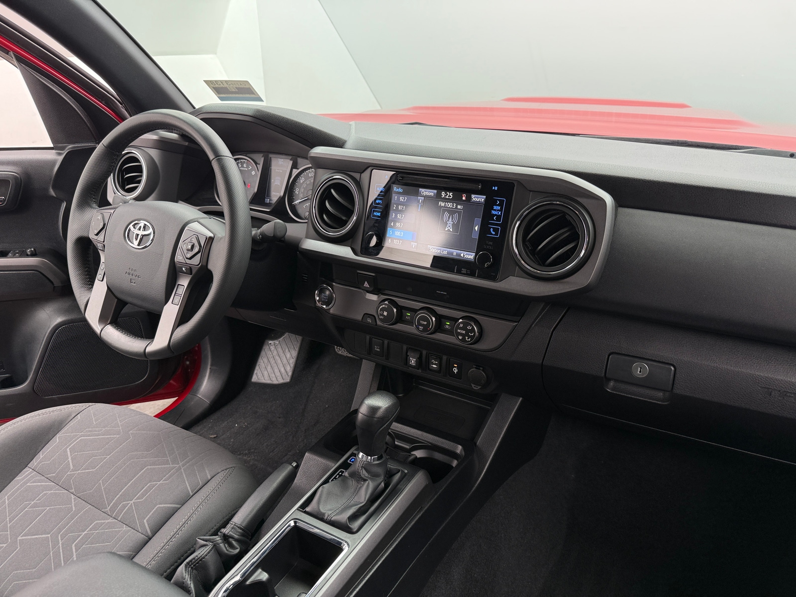 Thumbnail: 2019 Toyota Tacoma - 3