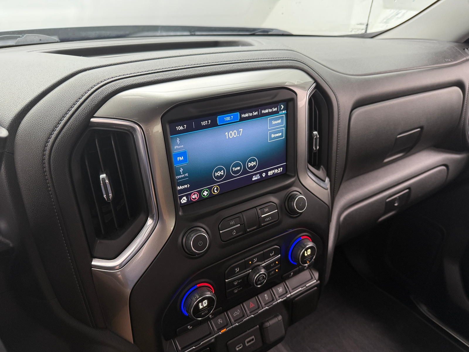Thumbnail: 2019 Chevrolet Silverado 1500 - 4