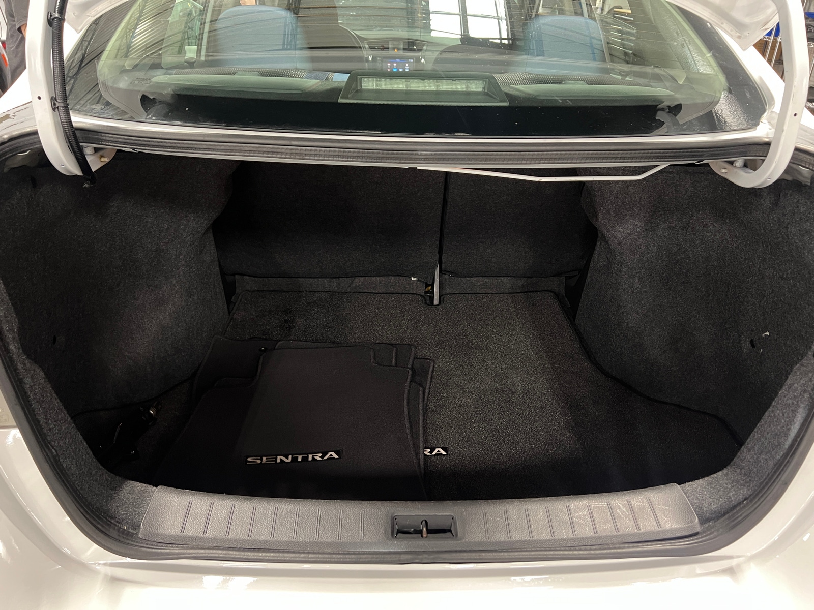 Thumbnail: 2019 Nissan Sentra - 7
