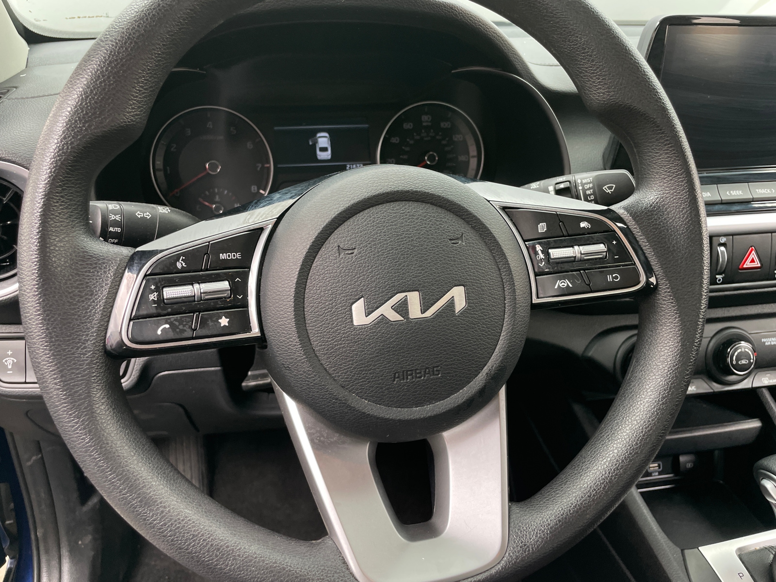 Thumbnail: 2024 Kia Forte - 5