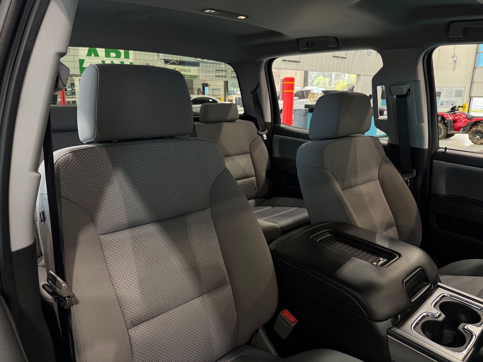 Thumbnail: 2018 Chevrolet Silverado 1500 - 2