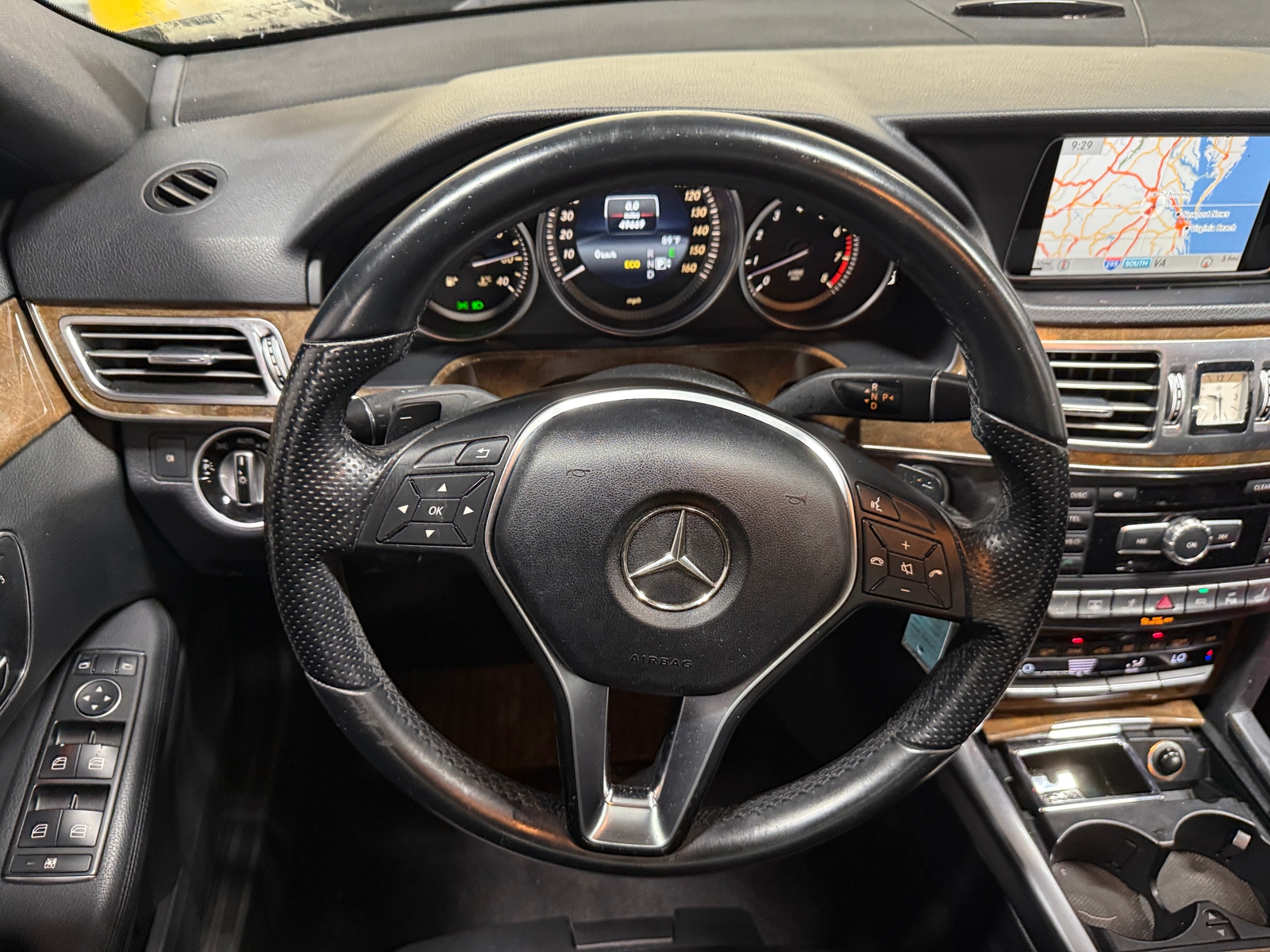Thumbnail: 2014 Mercedes-Benz E-Class - 4