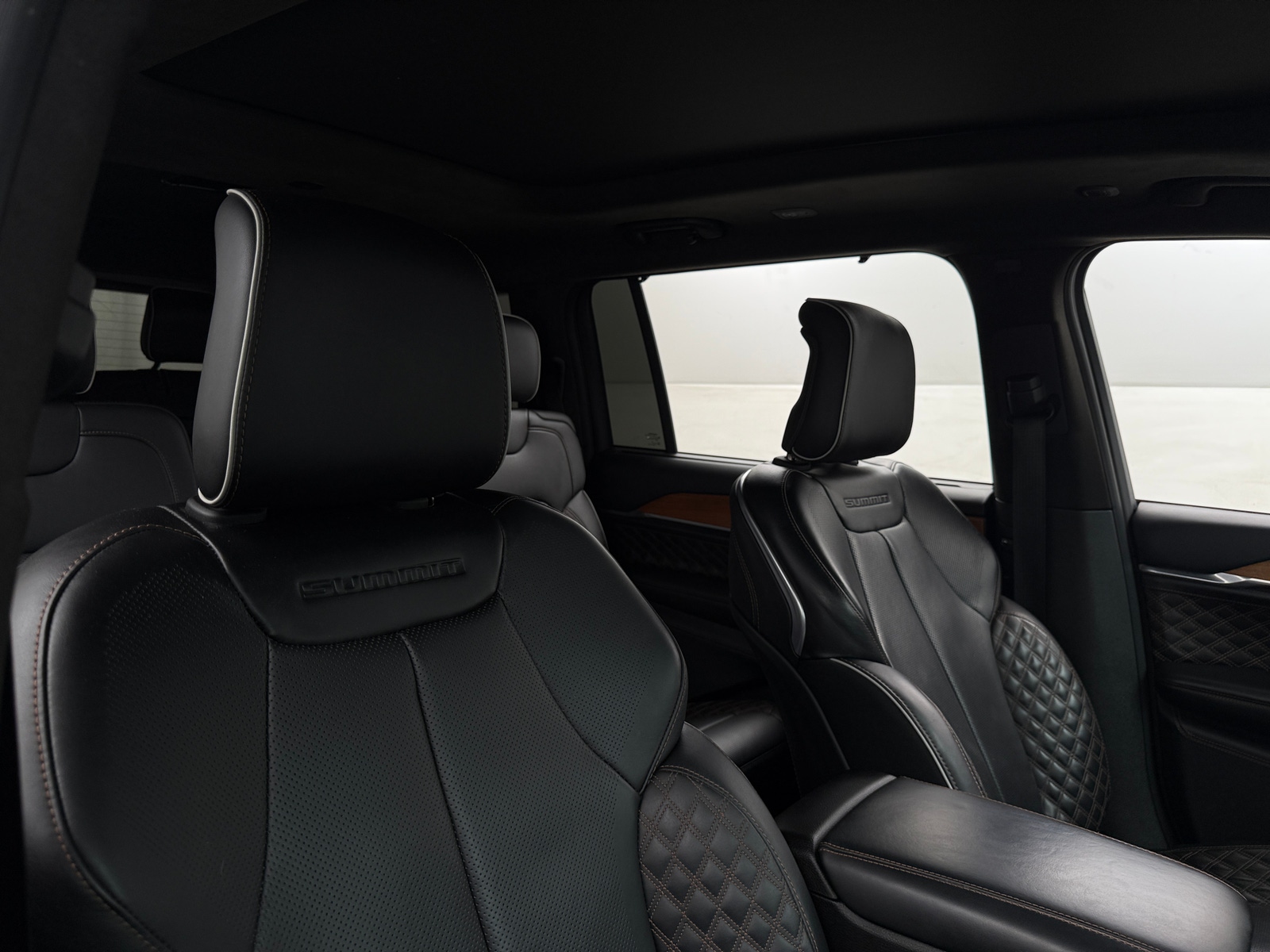 Thumbnail: 2021 Jeep Grand Cherokee L - 2
