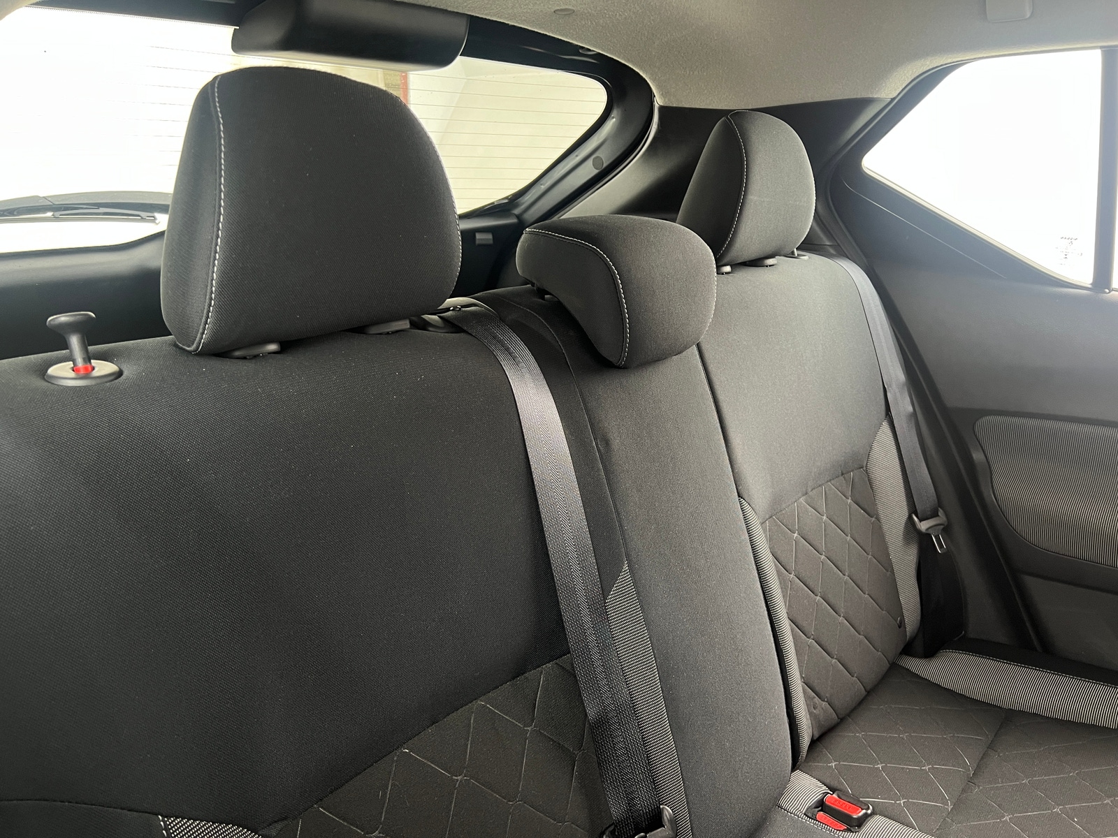 Thumbnail: 2018 Nissan Kicks - 6