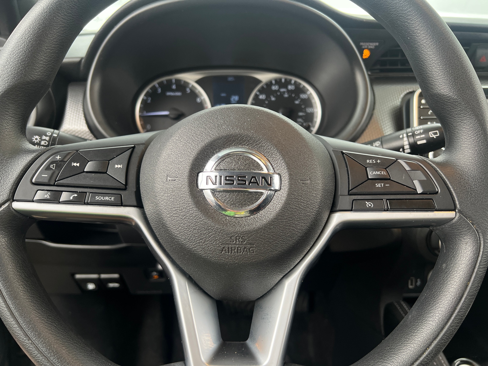 Thumbnail: 2018 Nissan Kicks - 5
