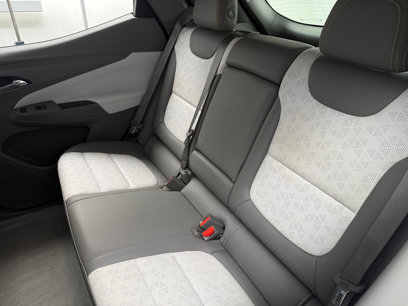 Thumbnail: 2023 Chevrolet Bolt EUV - 5