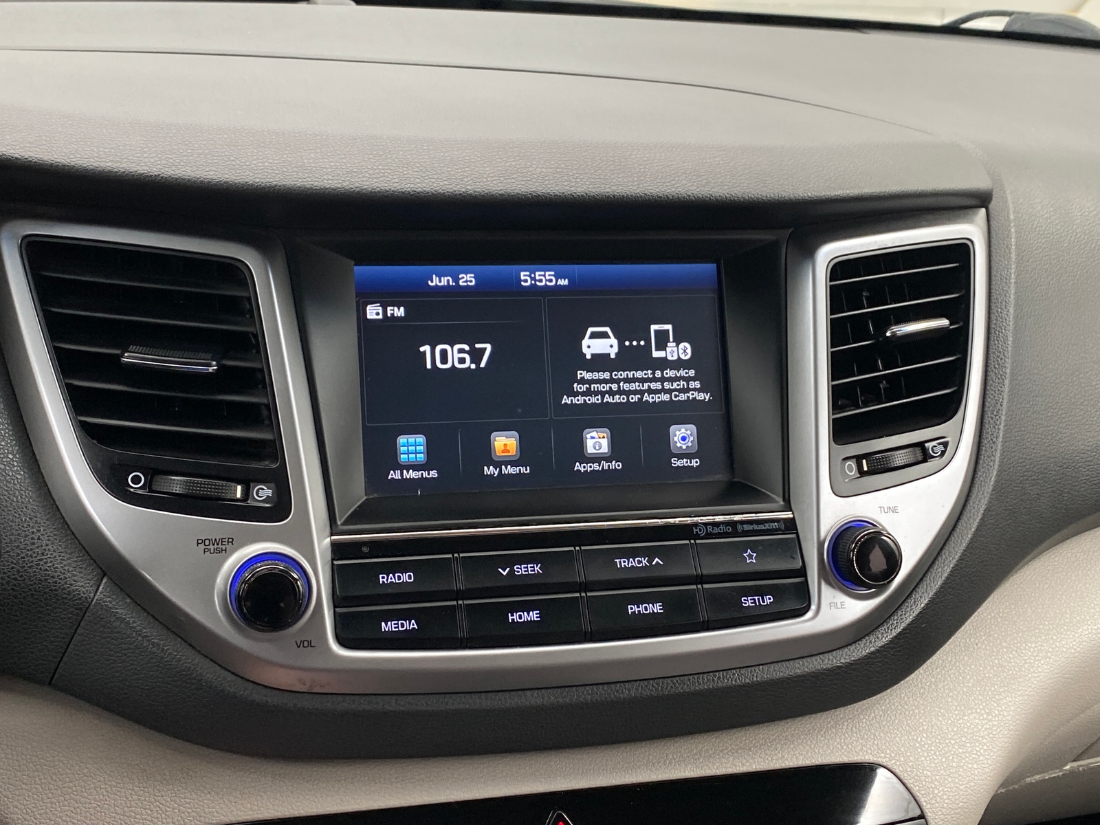 Thumbnail: 2018 Hyundai Tucson - 4