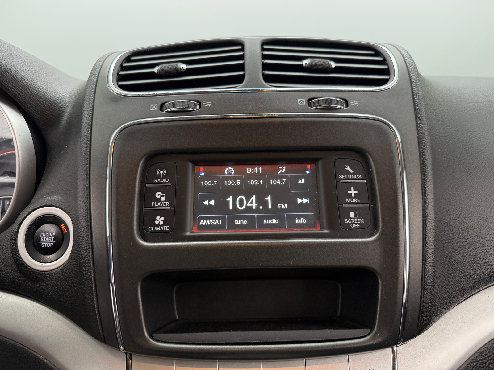 Thumbnail: 2020 Dodge Journey - 4