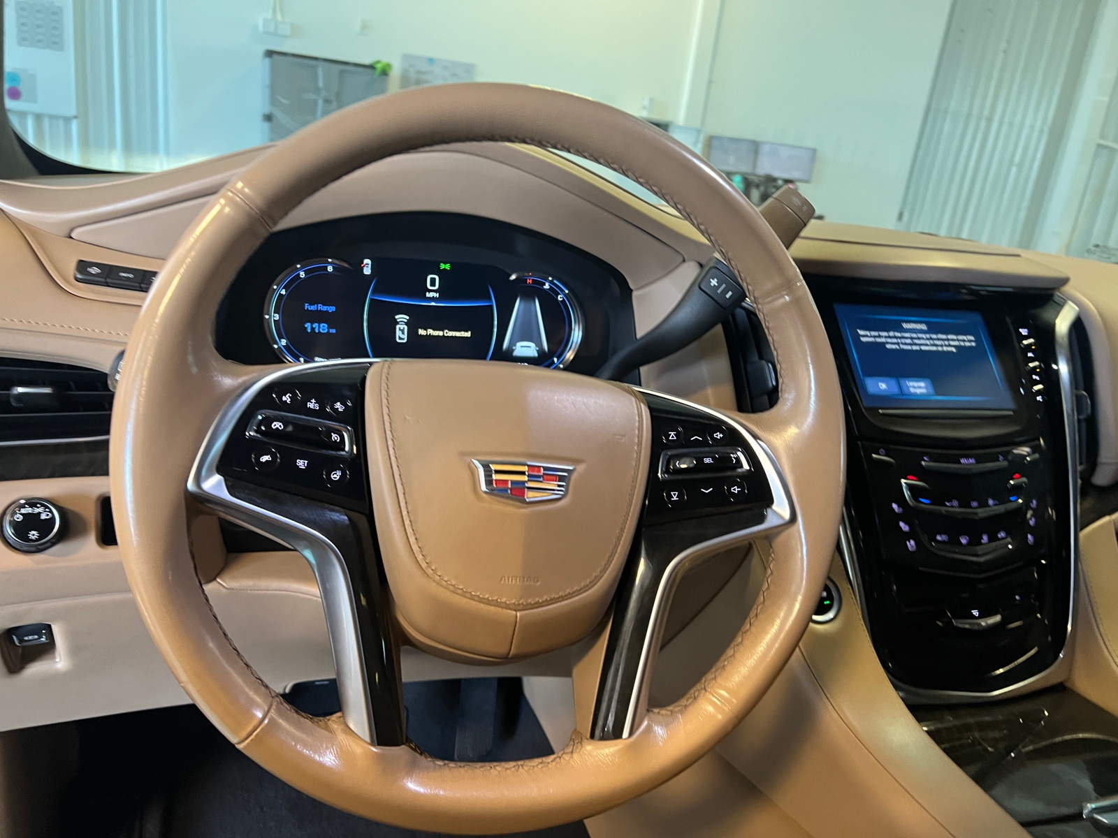 Thumbnail: 2019 Cadillac Escalade - 4