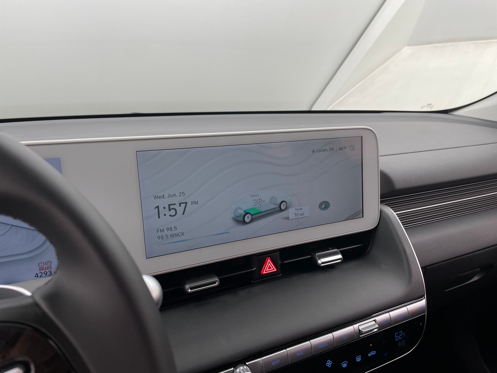 Thumbnail: 2024 Hyundai Ioniq 5 - 4