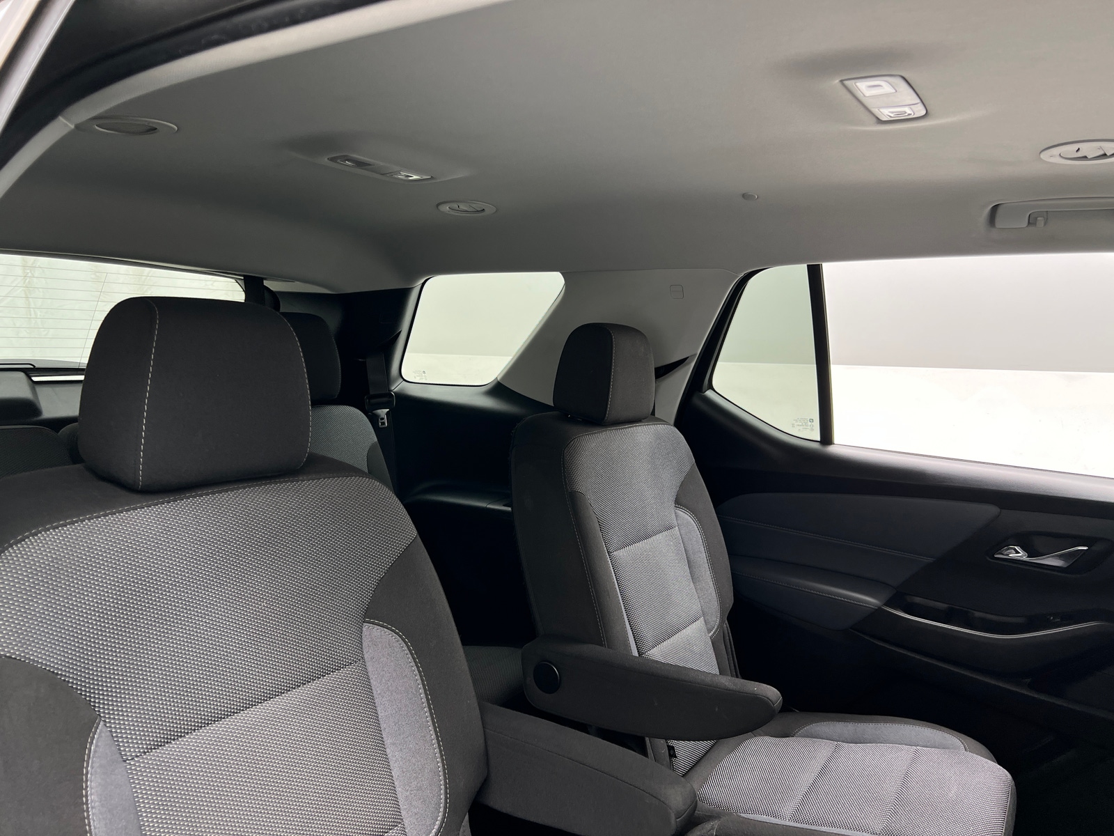 Thumbnail: 2020 Chevrolet Traverse - 6