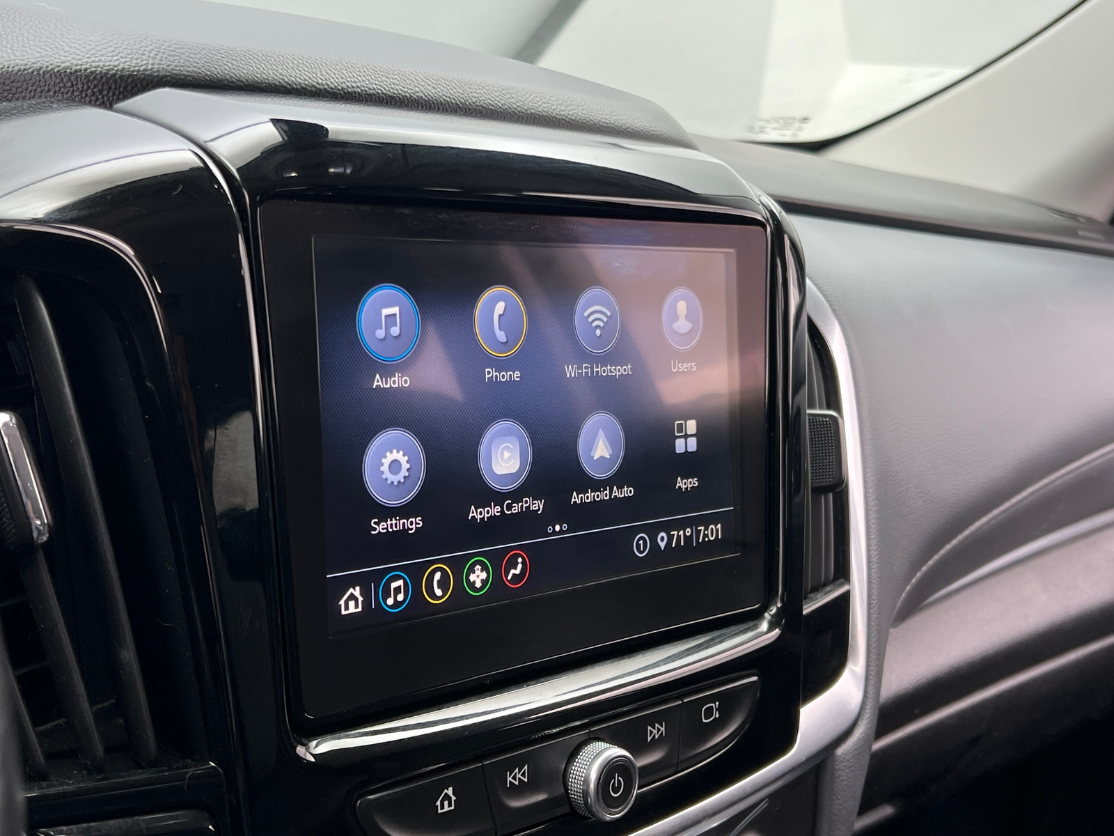 Thumbnail: 2020 Chevrolet Traverse - 4