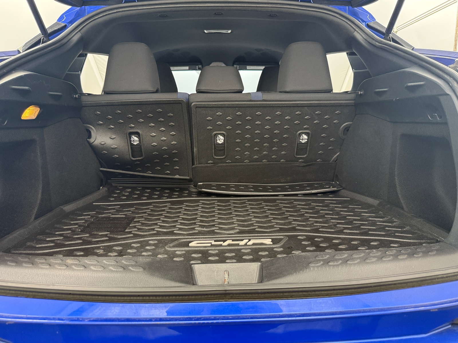 Thumbnail: 2020 Toyota C-HR - 7