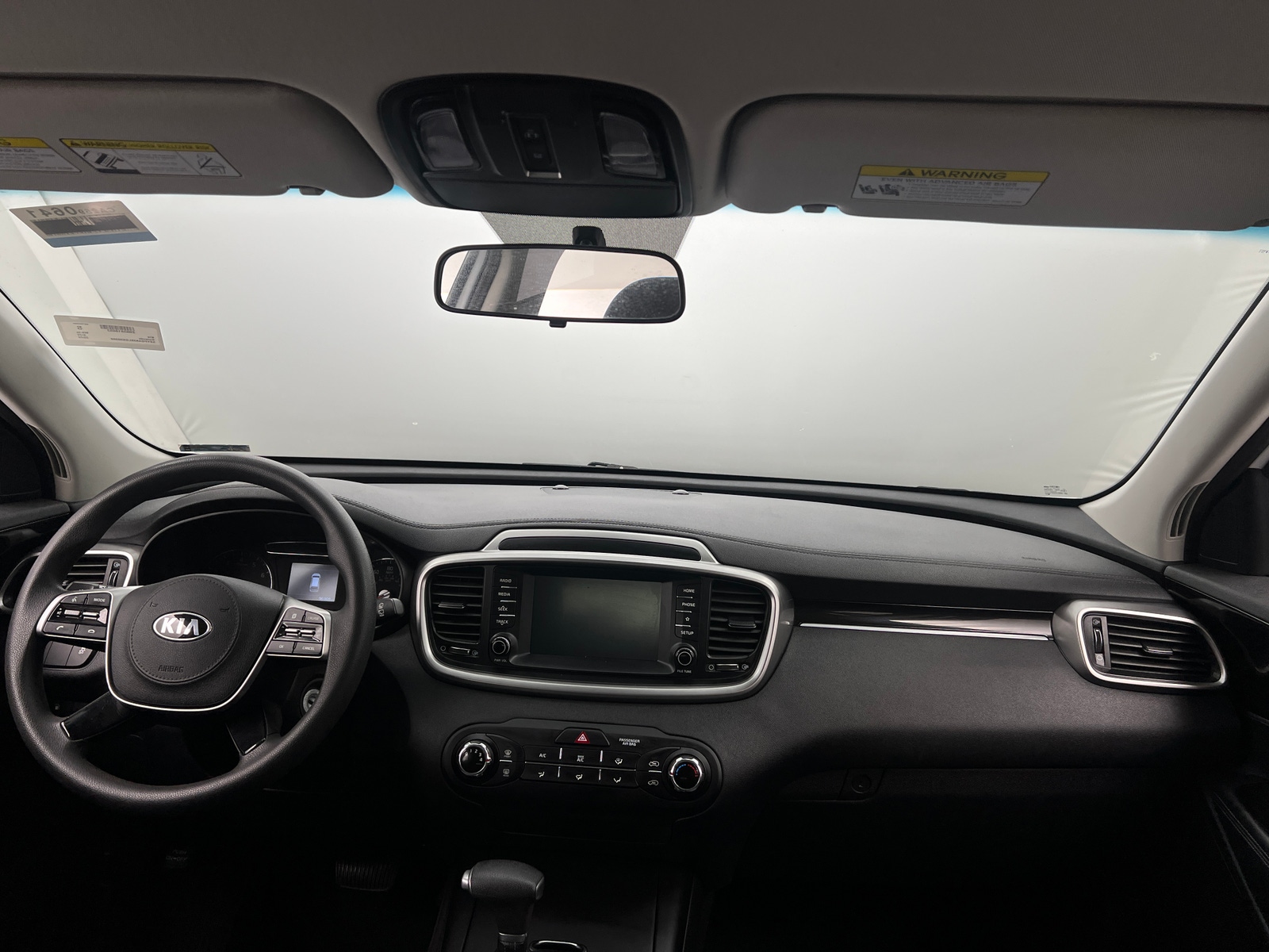 Thumbnail: 2020 Kia Sorento - 3