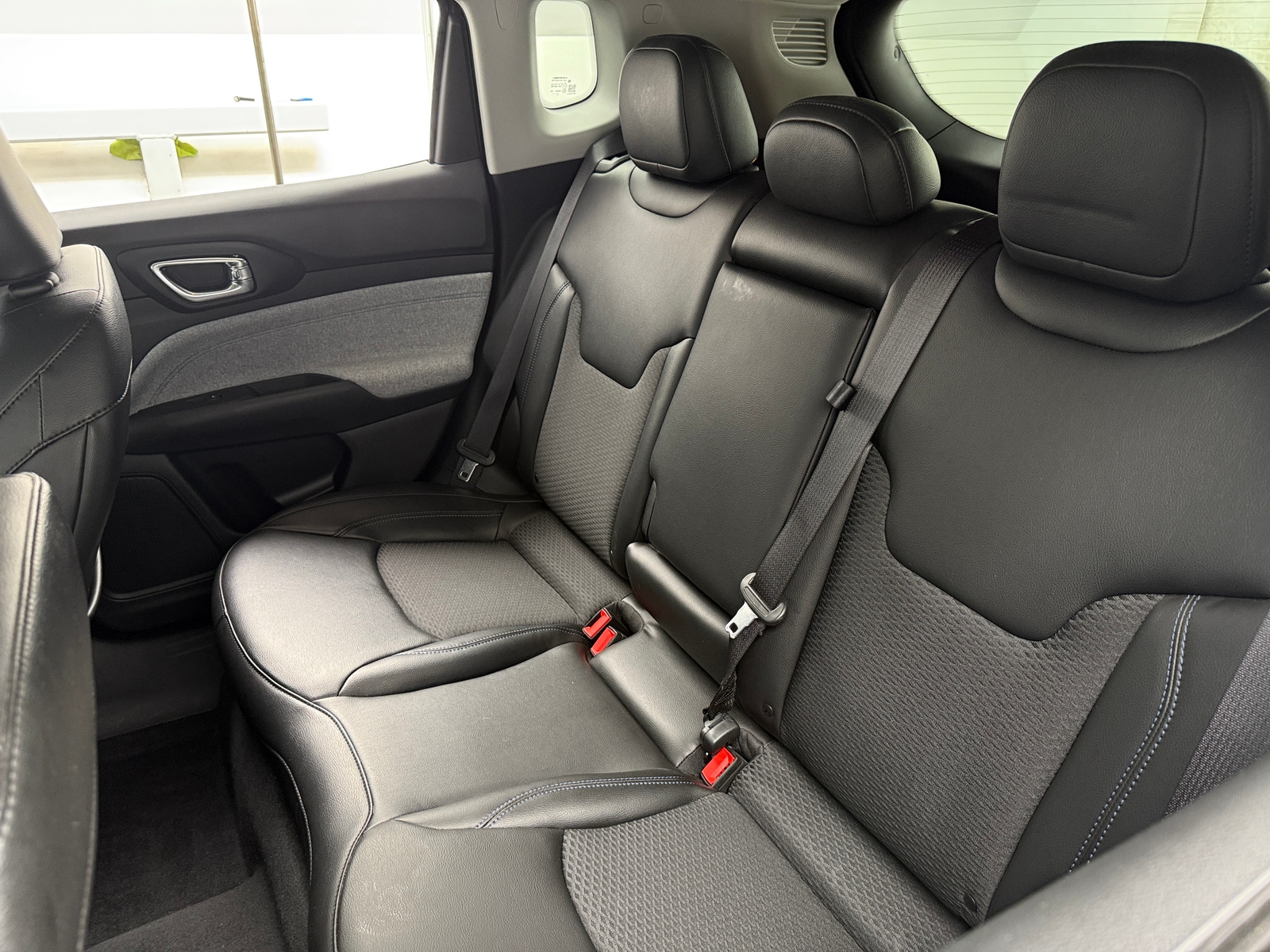 Thumbnail: 2022 Jeep Compass - 6