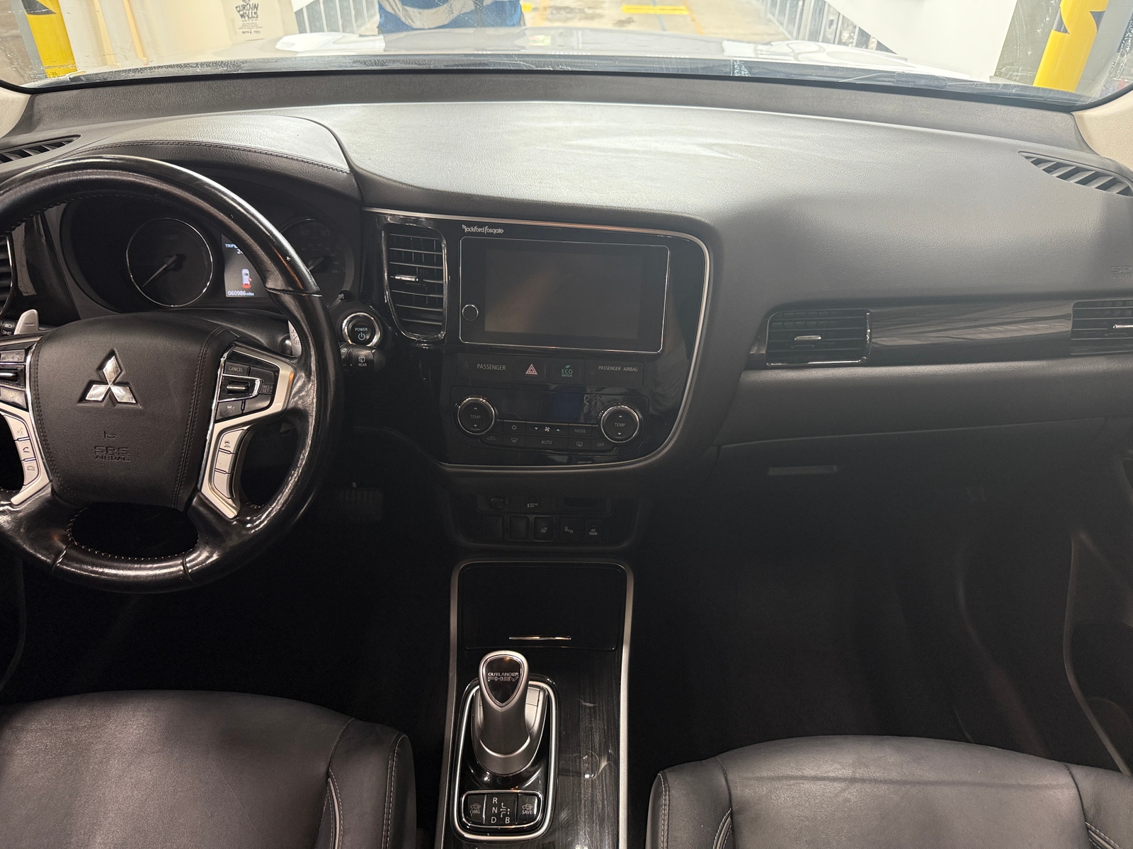 Thumbnail: 2018 Mitsubishi Outlander - 2