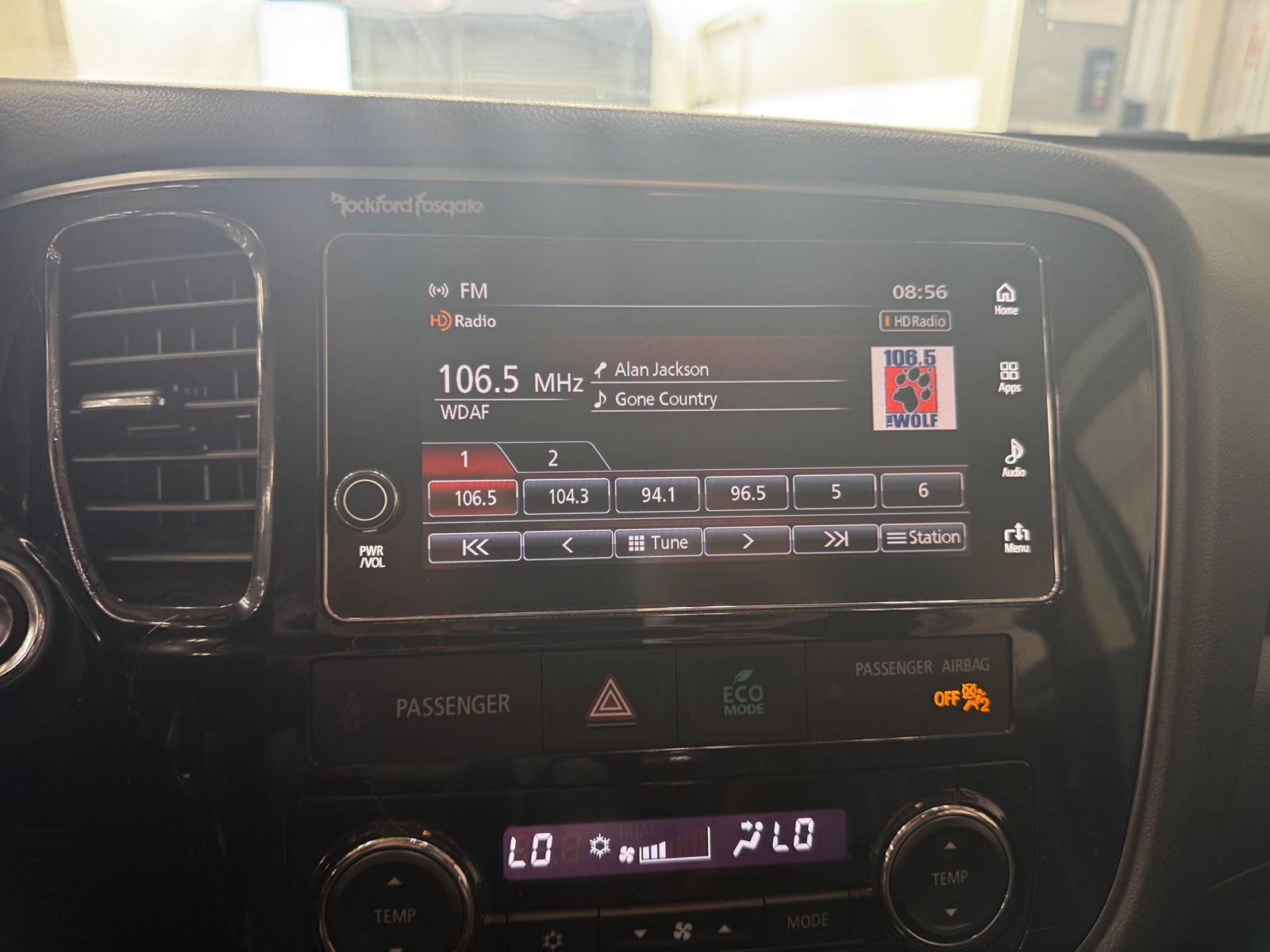 Thumbnail: 2018 Mitsubishi Outlander - 3