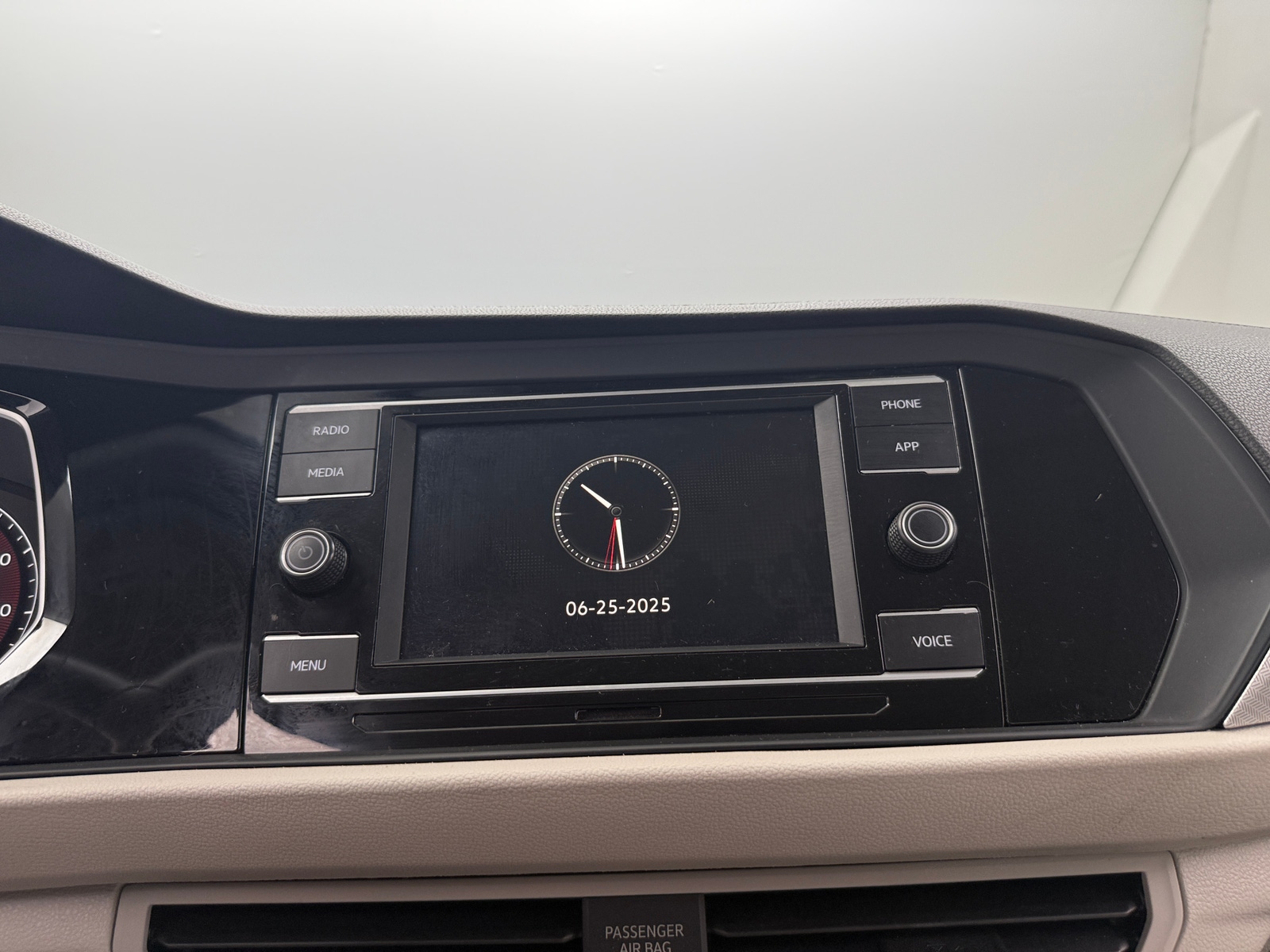 Thumbnail: 2020 Volkswagen Jetta - 4