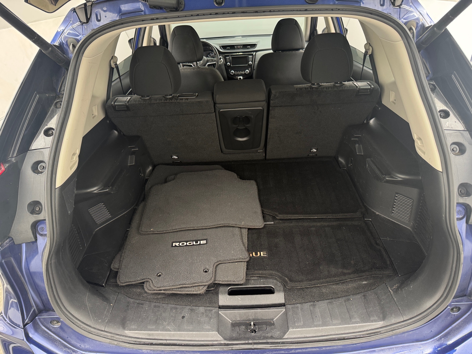 Thumbnail: 2018 Nissan Rogue - 7