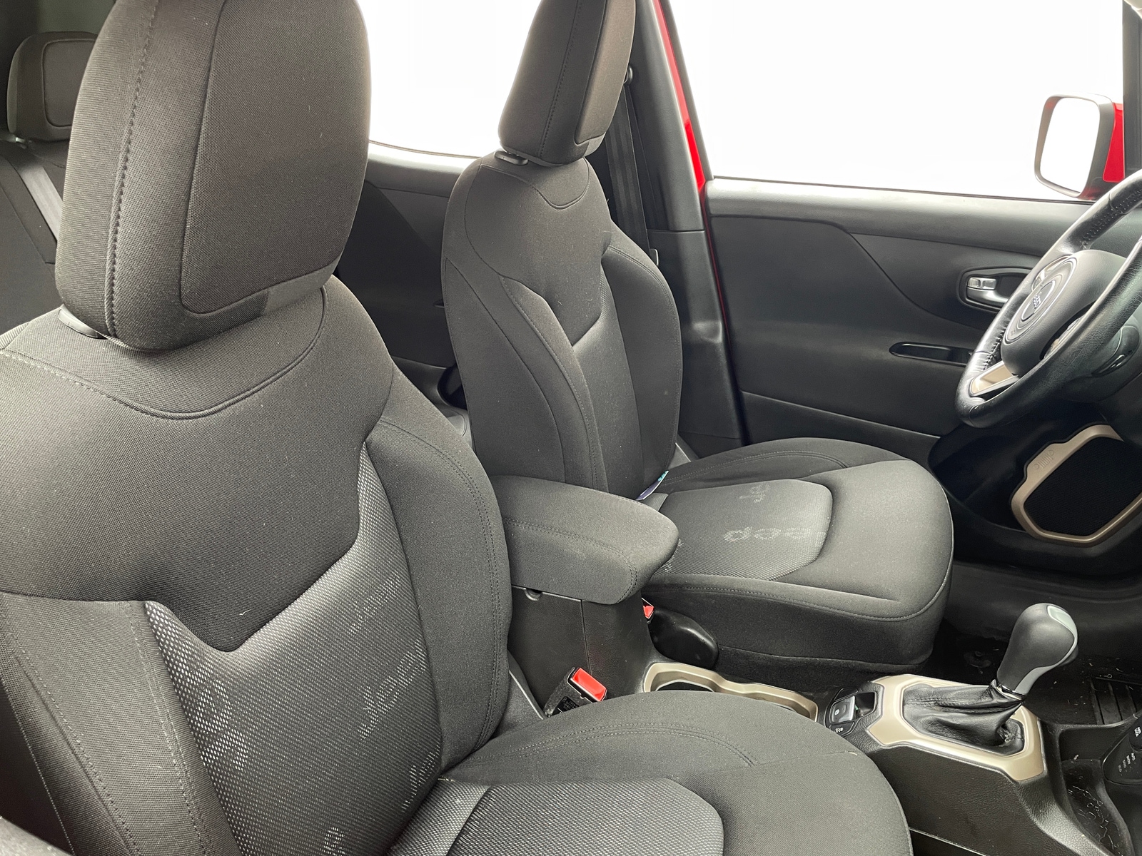 Thumbnail: 2016 Jeep Renegade - 2