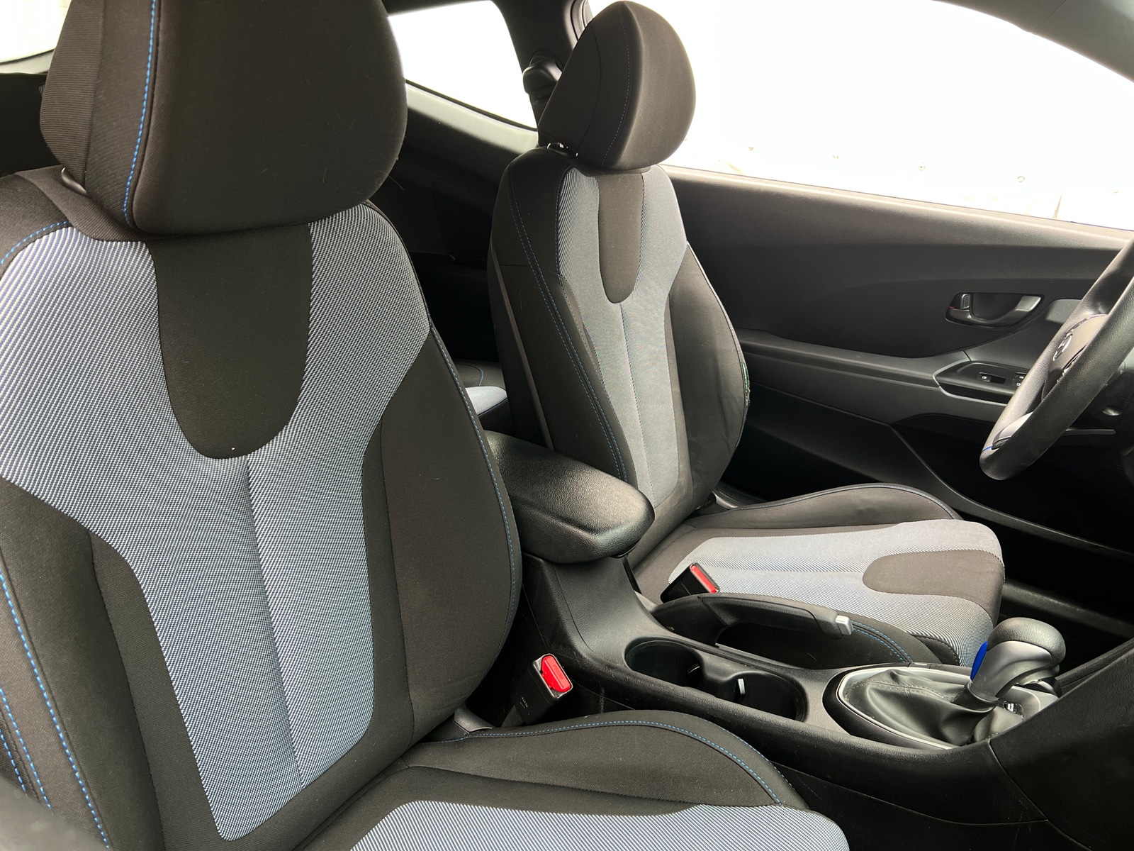 Thumbnail: 2020 Hyundai Veloster - 2
