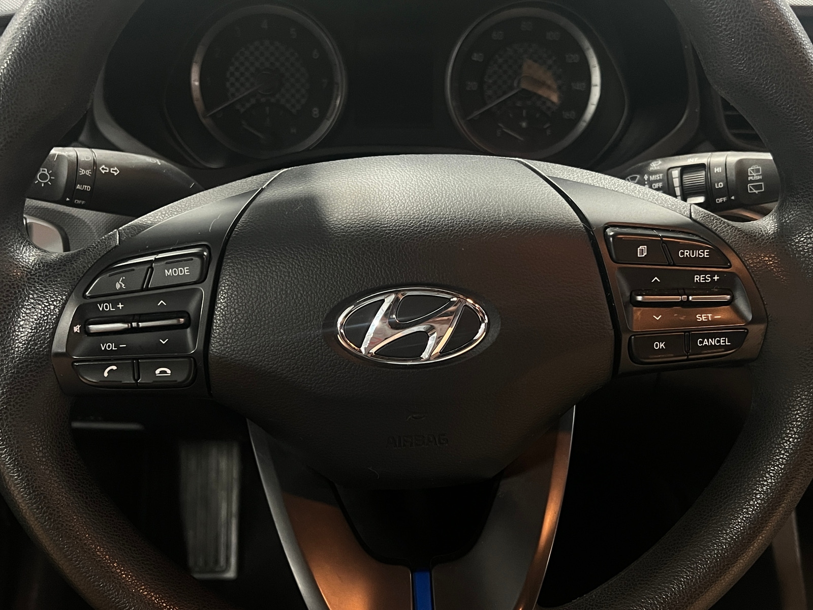 Thumbnail: 2020 Hyundai Veloster - 4