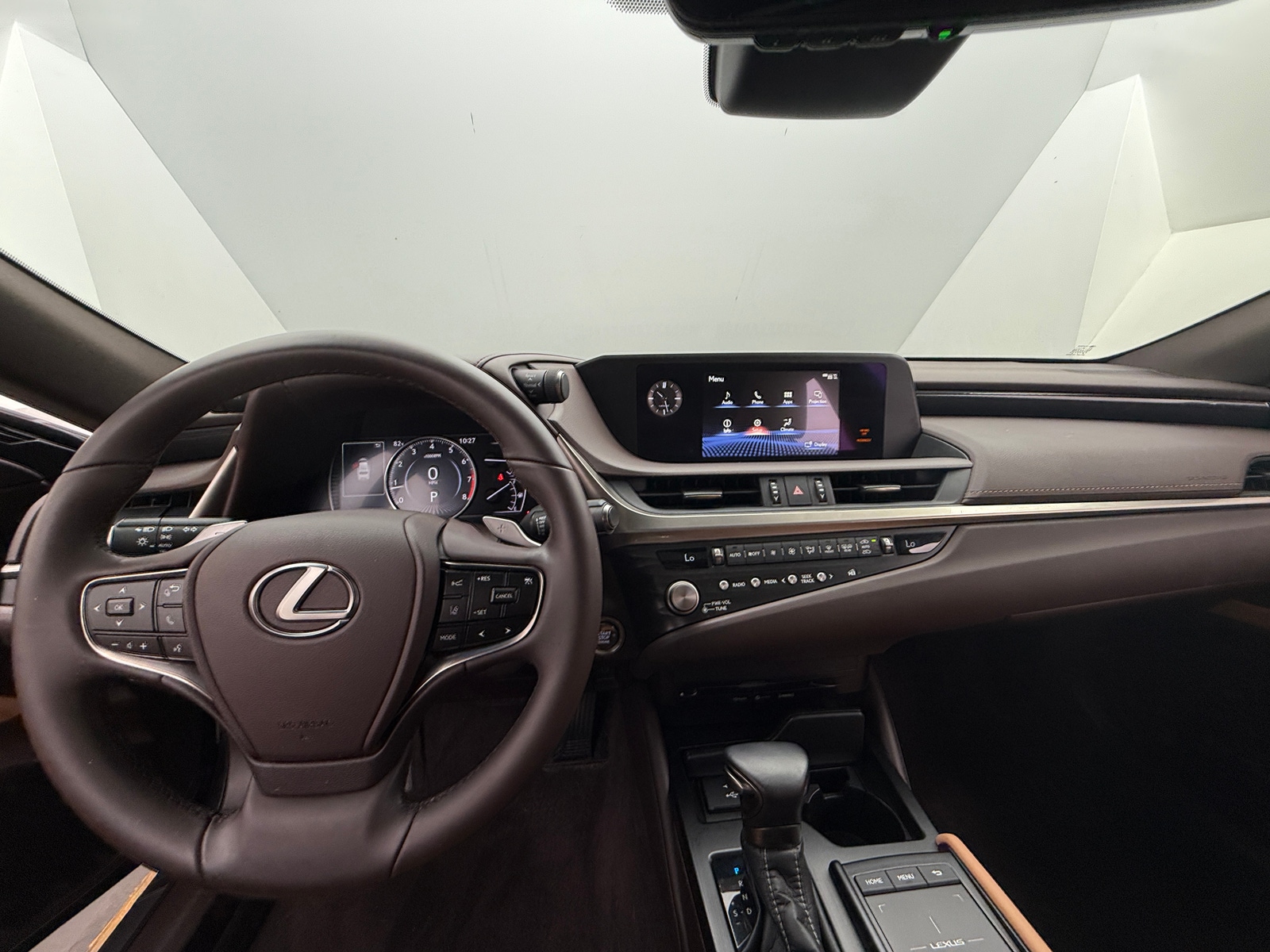 Thumbnail: 2021 Lexus ES - 2