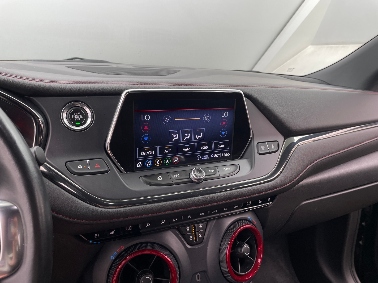 Thumbnail: 2020 Chevrolet Blazer - 3