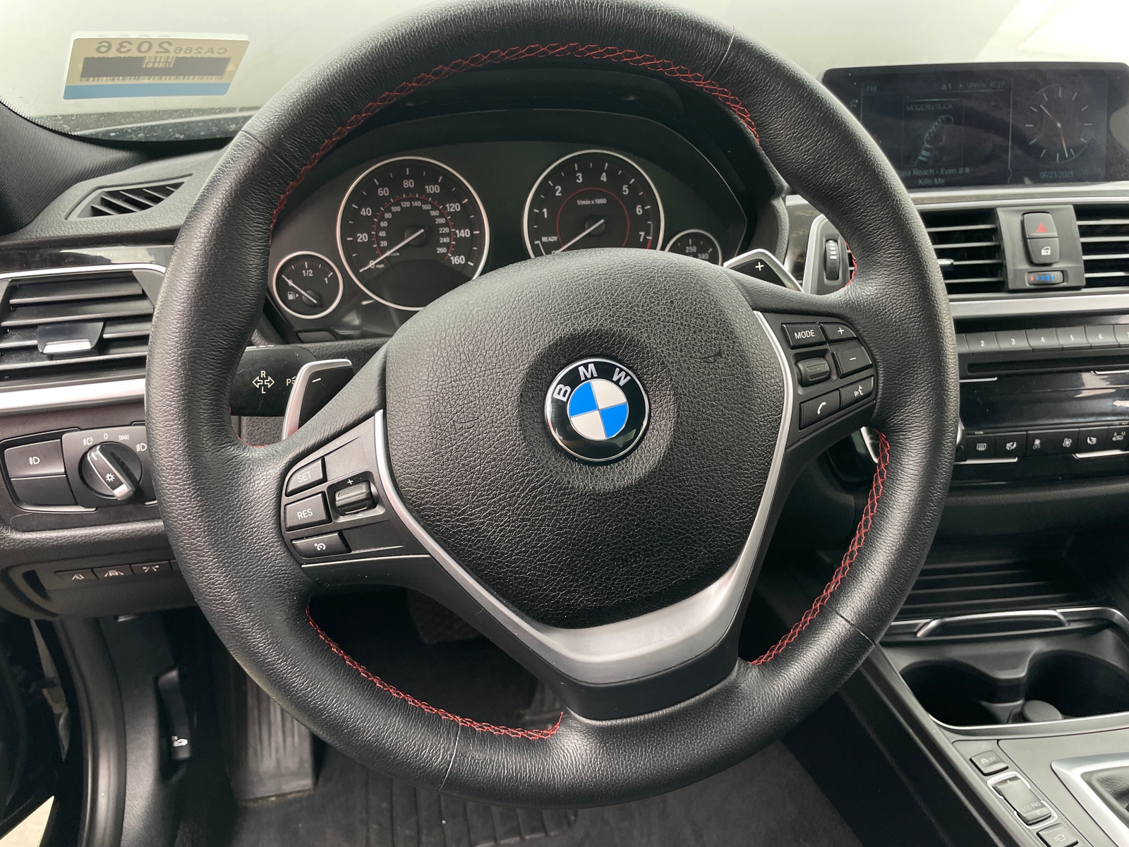 Thumbnail: 2017 BMW 3 Series - 4