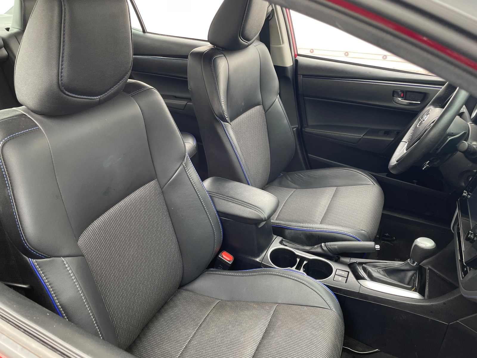 Thumbnail: 2018 Toyota Corolla - 2