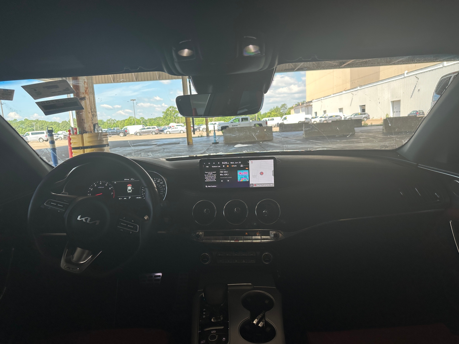 Thumbnail: 2023 Kia Stinger - 3